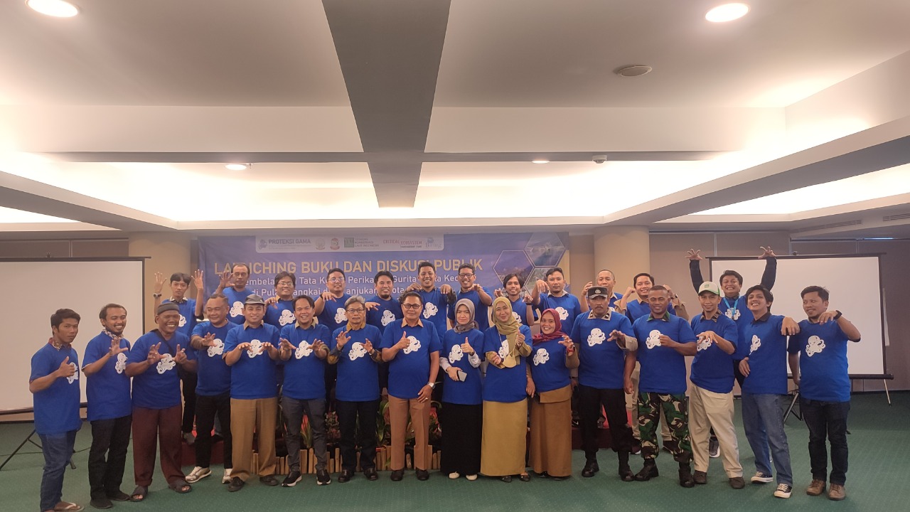 YKL Indonesia Launching Buku Siasat dari Pulau “Konservasi melalui Tata Kelola Gurita”