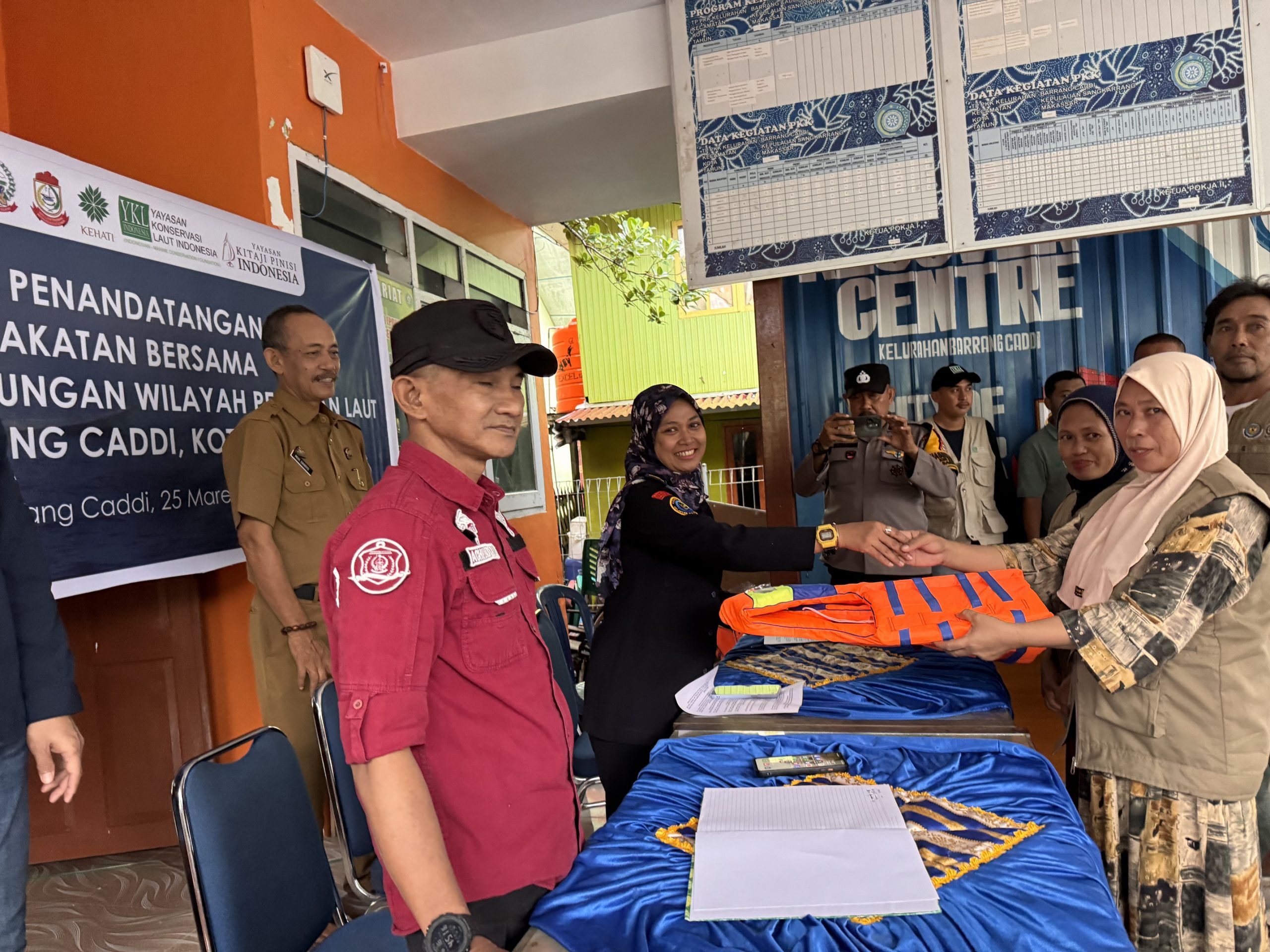 Jaga Kelestarian Laut, Masyarakat Pulau Barrang Caddi Tetapkan Wilayah Perlindungan